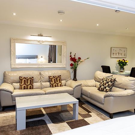 Marylebone Village Apartments London Room photo